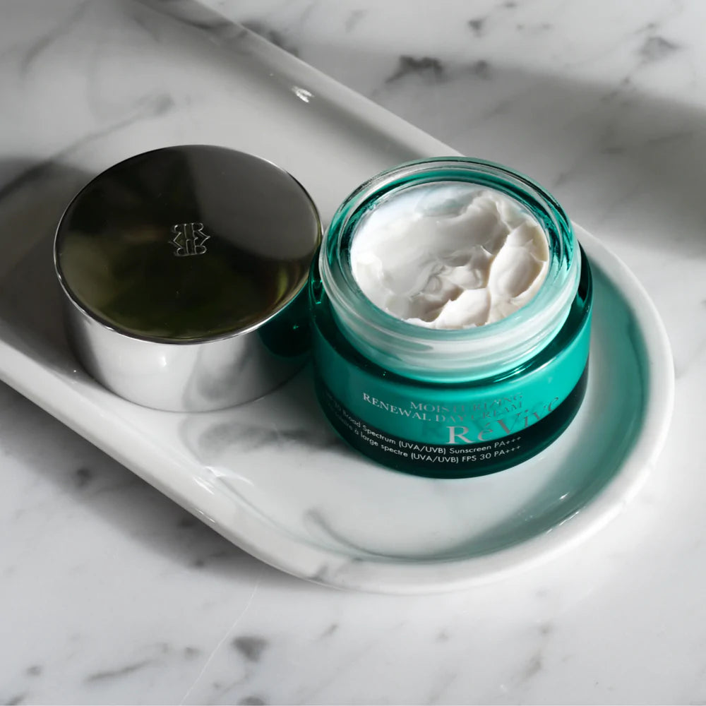 MOISTURIZING RENEWAL DAY CREAM SPF 30 Broad Spectrum UVA & UVB Sunscreen