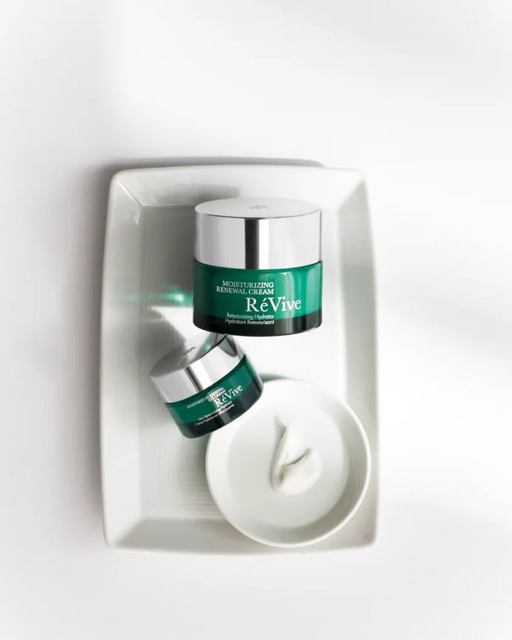 MOISTURIZING RENEWAL EYE CREAM Ultra Retexturizing Hydrator
